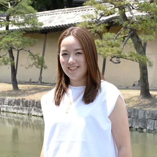 staff_kouri_y